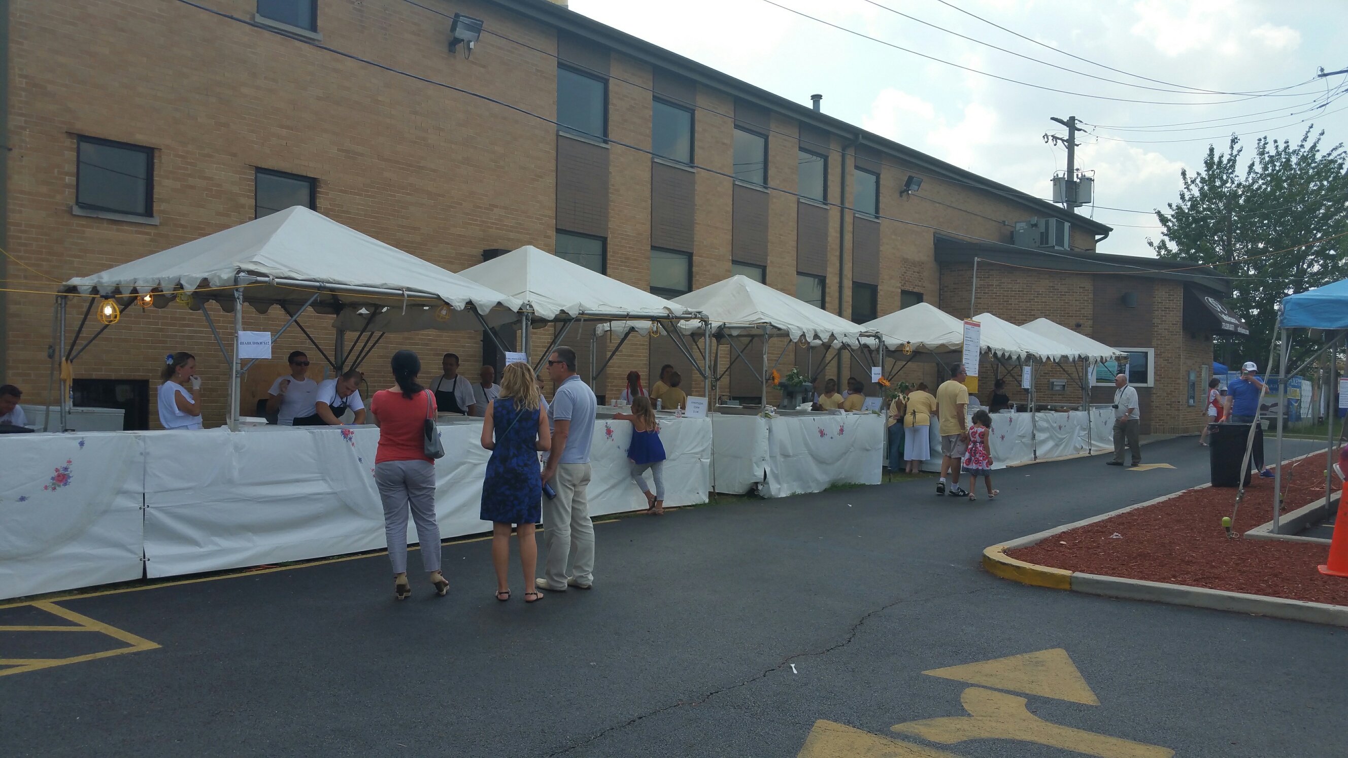 10' x 10' food tents with bally skirting