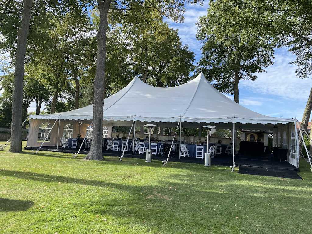 Lake Forest, IL Wedding Tent