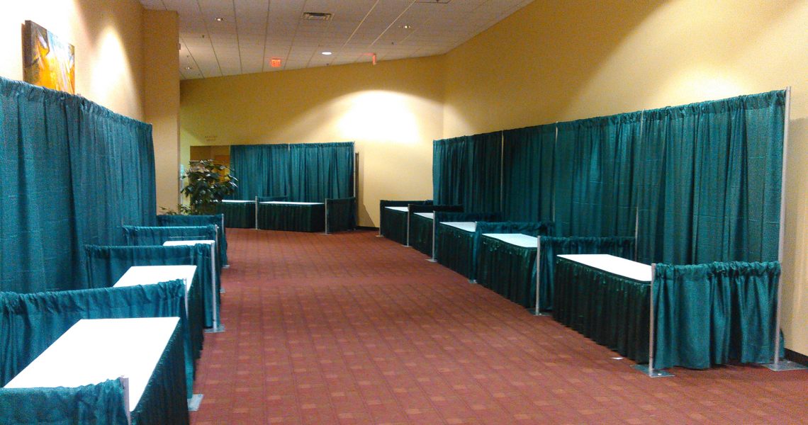 green trade show pipe and drapes