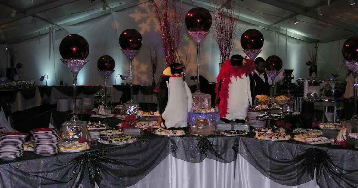 corporate holiday part tables linens