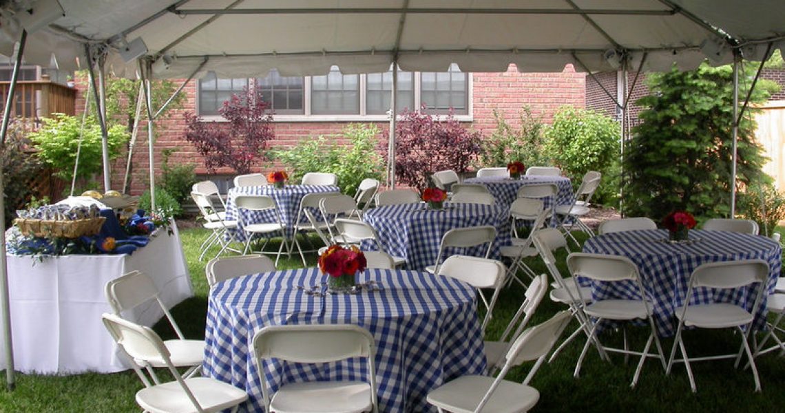 cropped-blue-white-check-linen-under-tent.jpg